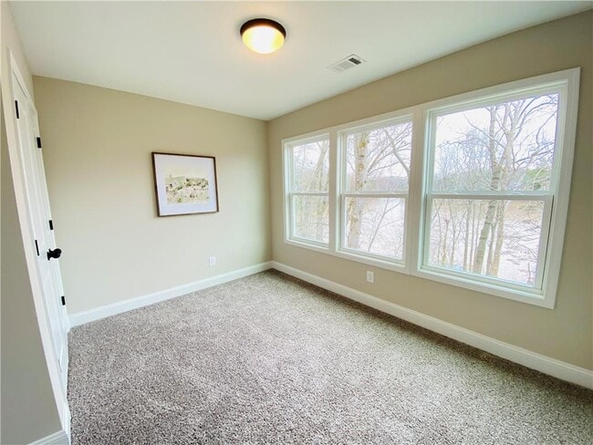 Building Photo - 6960 Diana Cir