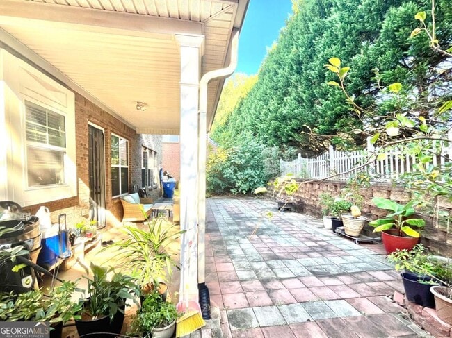 Building Photo - 440 Highgate Dr