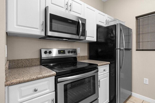 Building Photo - 1501 Partin Dr N