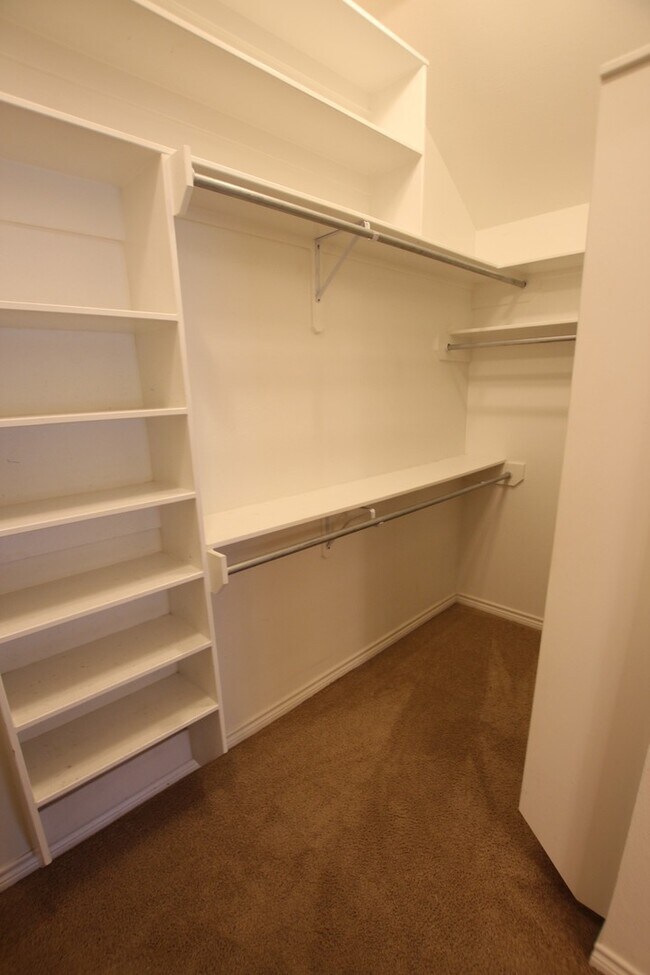 Building Photo - Coming Soon: Beautiful 3 Bedroom, 2 Bath n...