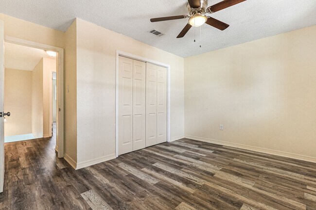 Building Photo - 1113 Orange Blossom Ln