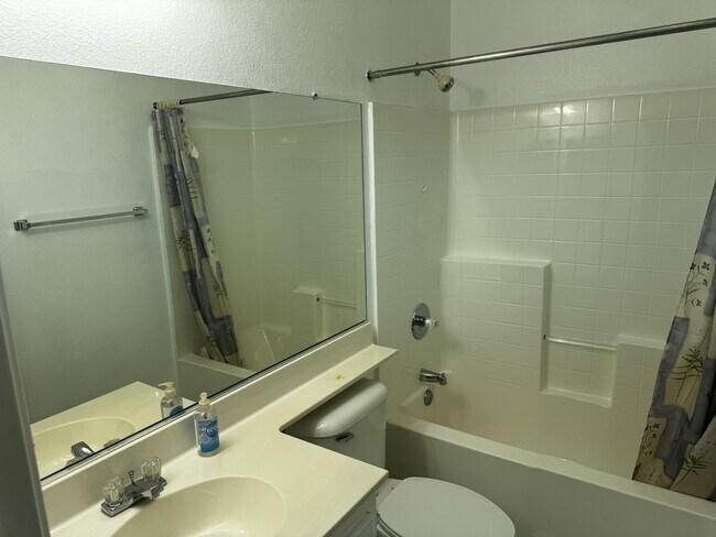 Building Photo - 14724 Rockrose St