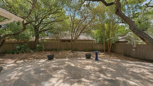 Building Photo - 5837 Secrest Dr