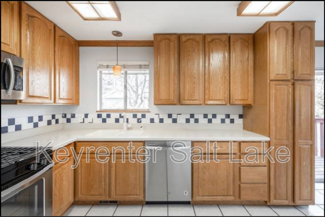 Building Photo - 2373 Jack Cir