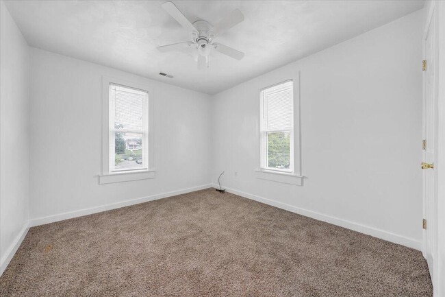 Building Photo - 1202 Rugby Blvd NW