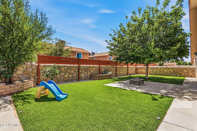 Building Photo - 14244 Smokey Point Dr