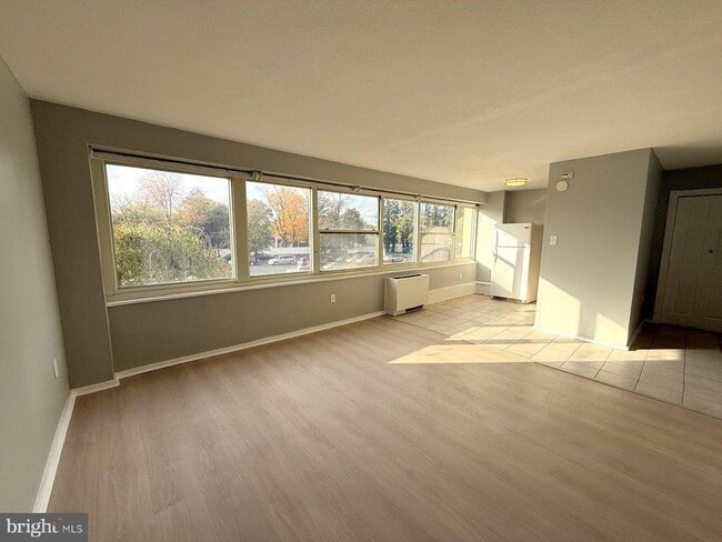 Building Photo - 1200 Marlton Pike