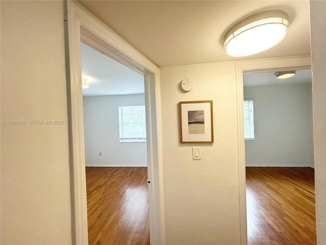 Building Photo - 7865 SW 57th Ave