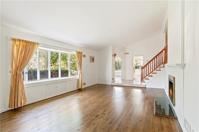 Building Photo - 372 Heathcote Rd