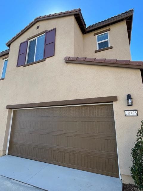 Building Photo - 28325 Via Moscotel