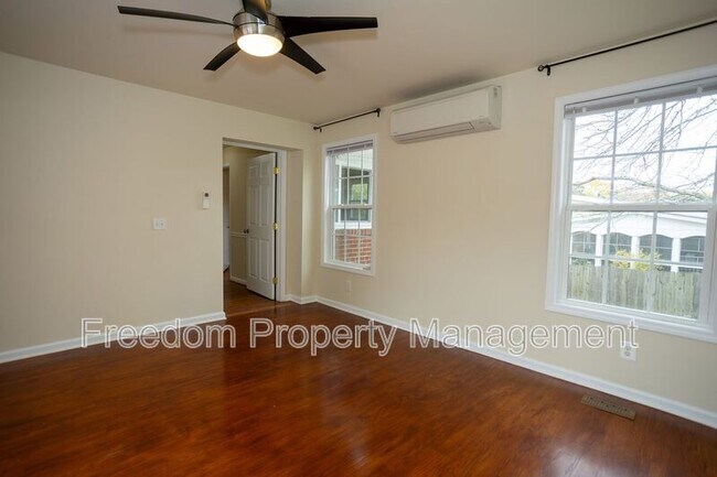 Building Photo - 5914 Ridge View Dr