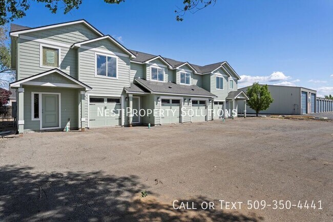 Building Photo - 1613 W Lee St