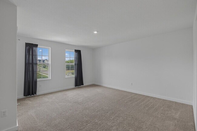 Building Photo - 144 Hanford Ln