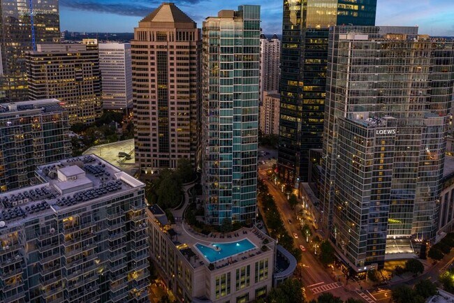 Building Photo - 1080 Peachtree St NE