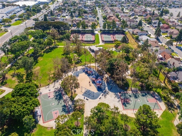 Building Photo - 1443 E Gladwick St