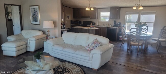 Building Photo - 4709 Kon Tiki Ln