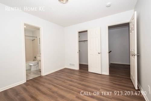 Building Photo - 18880 W 116th St