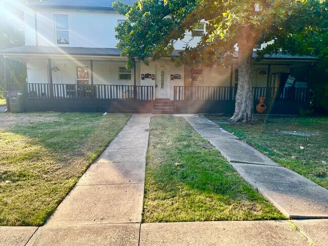 Primary Photo - 4605 Reiger Ave