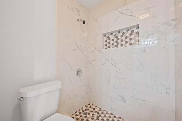 Building Photo - 2215 Overbrook Dr