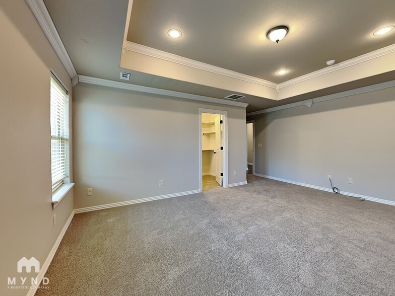 Building Photo - 1410 Abbey Ln