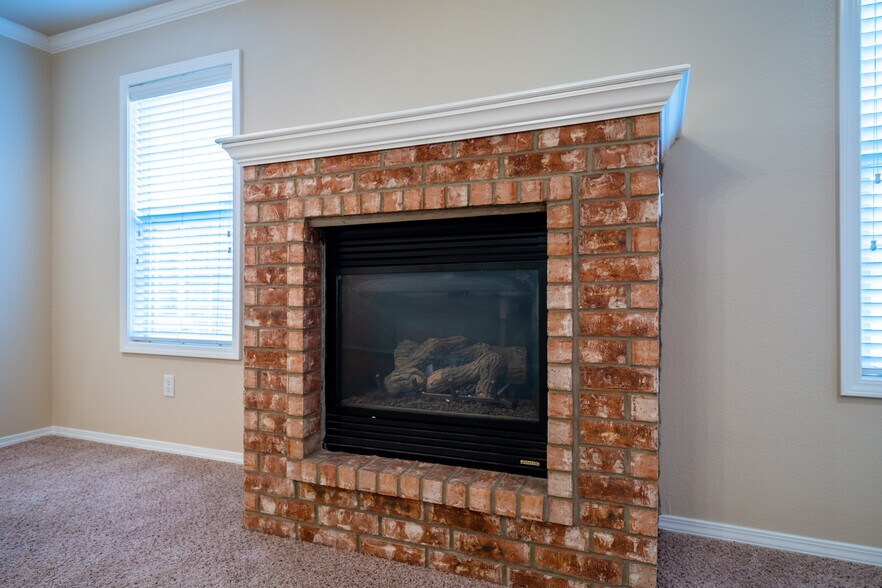 Fireplace - 4530 Steffi Ct