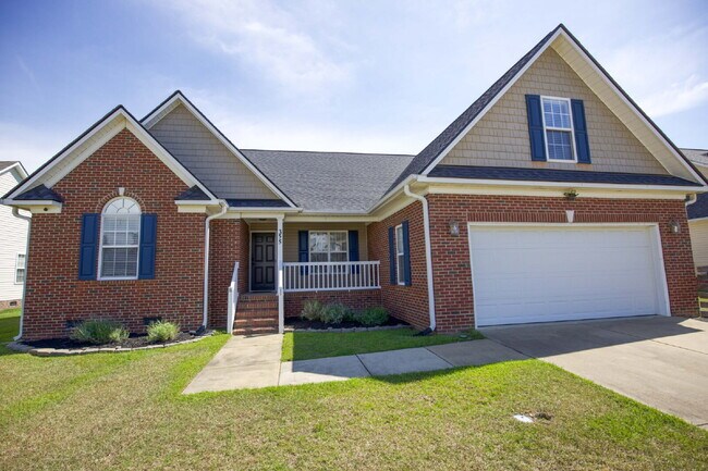 Building Photo - 355 Hogart St