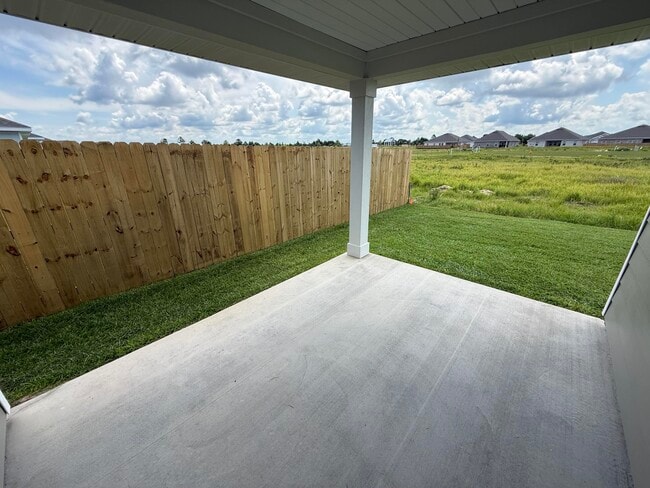 Building Photo - 225 Gray Owl Dr