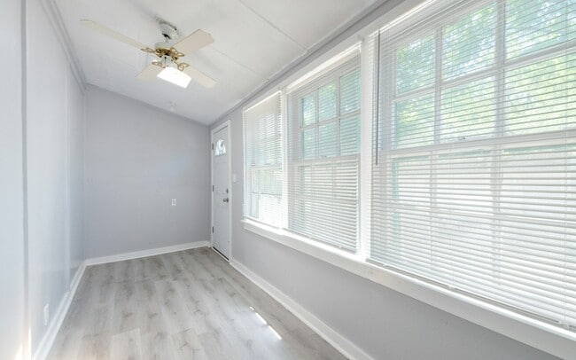 Building Photo - 3317 Virginia Ave