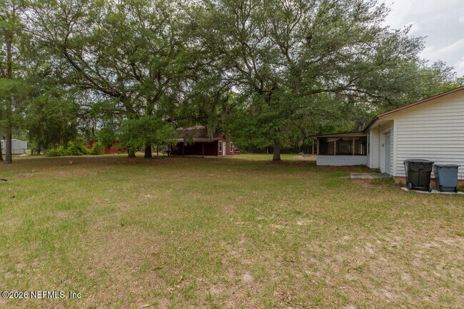 Building Photo - 4523 Chipmunk Rd