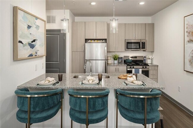 Building Photo - 191 Commerce Dr