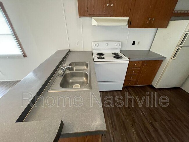 Building Photo - 1970 Fayetteville Hwy