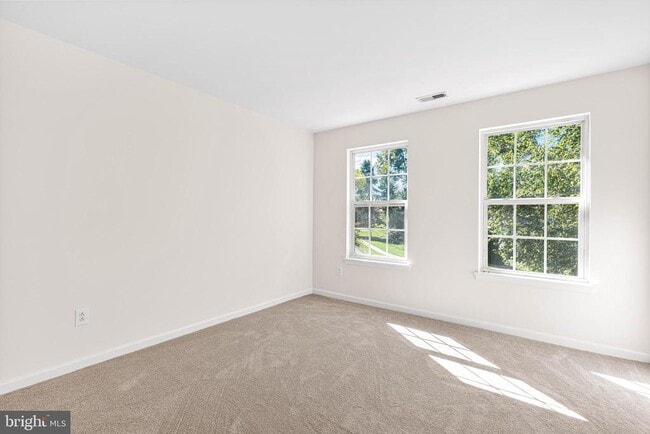 Building Photo - 406 Arnold Dr