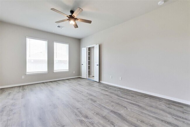 Building Photo - 5905 Giovanni Pl