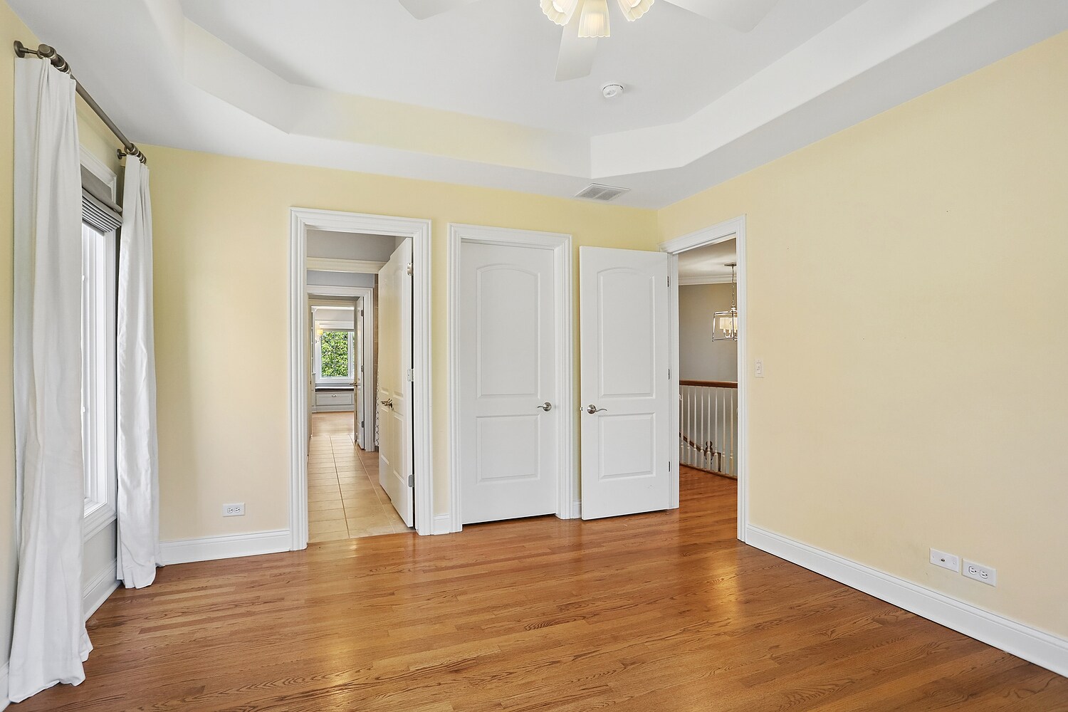 Building Photo - 737 S Swain Ave