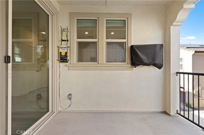 Building Photo - 839 Cranberry Way