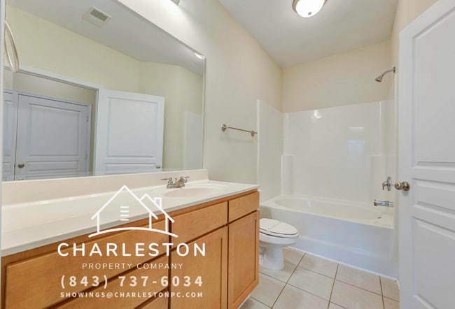 Building Photo - 1408 Basildon Rd