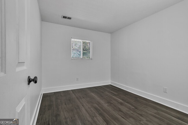 Building Photo - 2835 Mt Tabor Cir