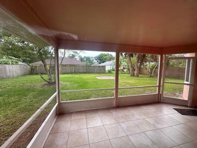 Building Photo - Single Family home for rent !