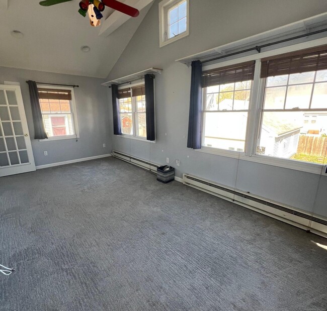 Building Photo - 41 Frisbie St