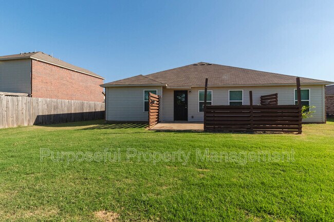 Building Photo - 1809 West Antler Way