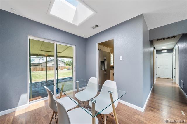 Building Photo - 3098 S Cherry Way