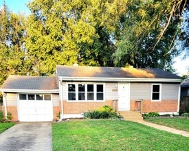 Building Photo - 3120 Aubrey Ave