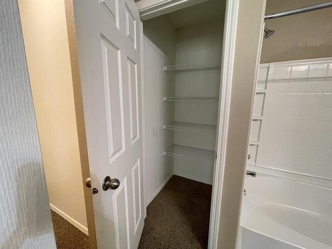 Building Photo - 432 S 1230 W