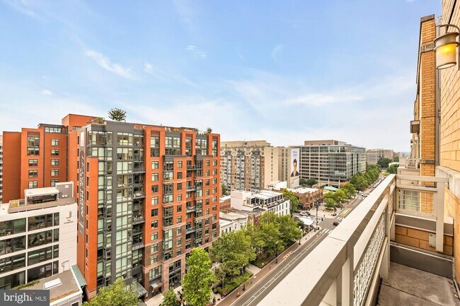 Building Photo - 475 K St NW