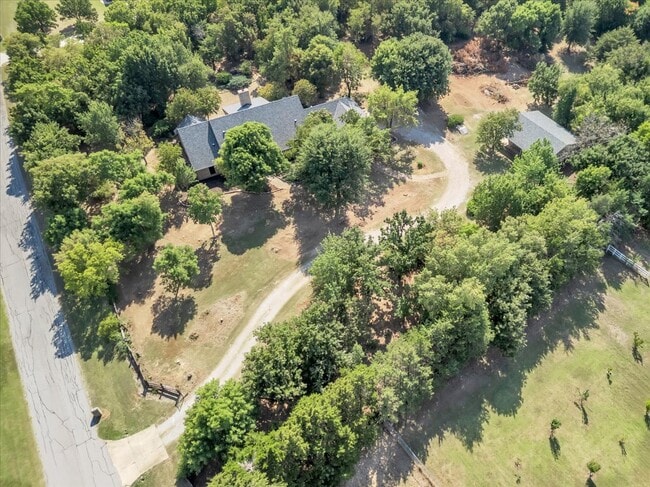 Building Photo - 4075 St Croix Dr