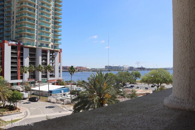 Building Photo - 1478 Riverplace Blvd