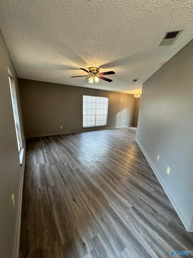 Building Photo - 127 Westscott Dr