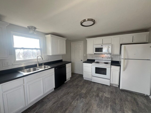 Building Photo - 505 Arehart Ln