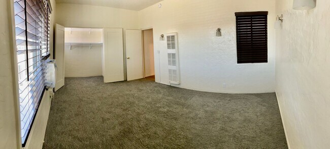 Building Photo - Charming Apartment on West Valley Boulevar...