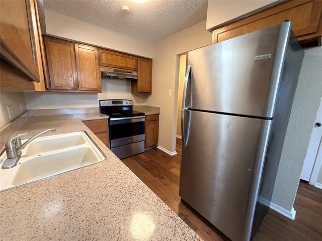 Building Photo - 5804 Tinsley Dr
